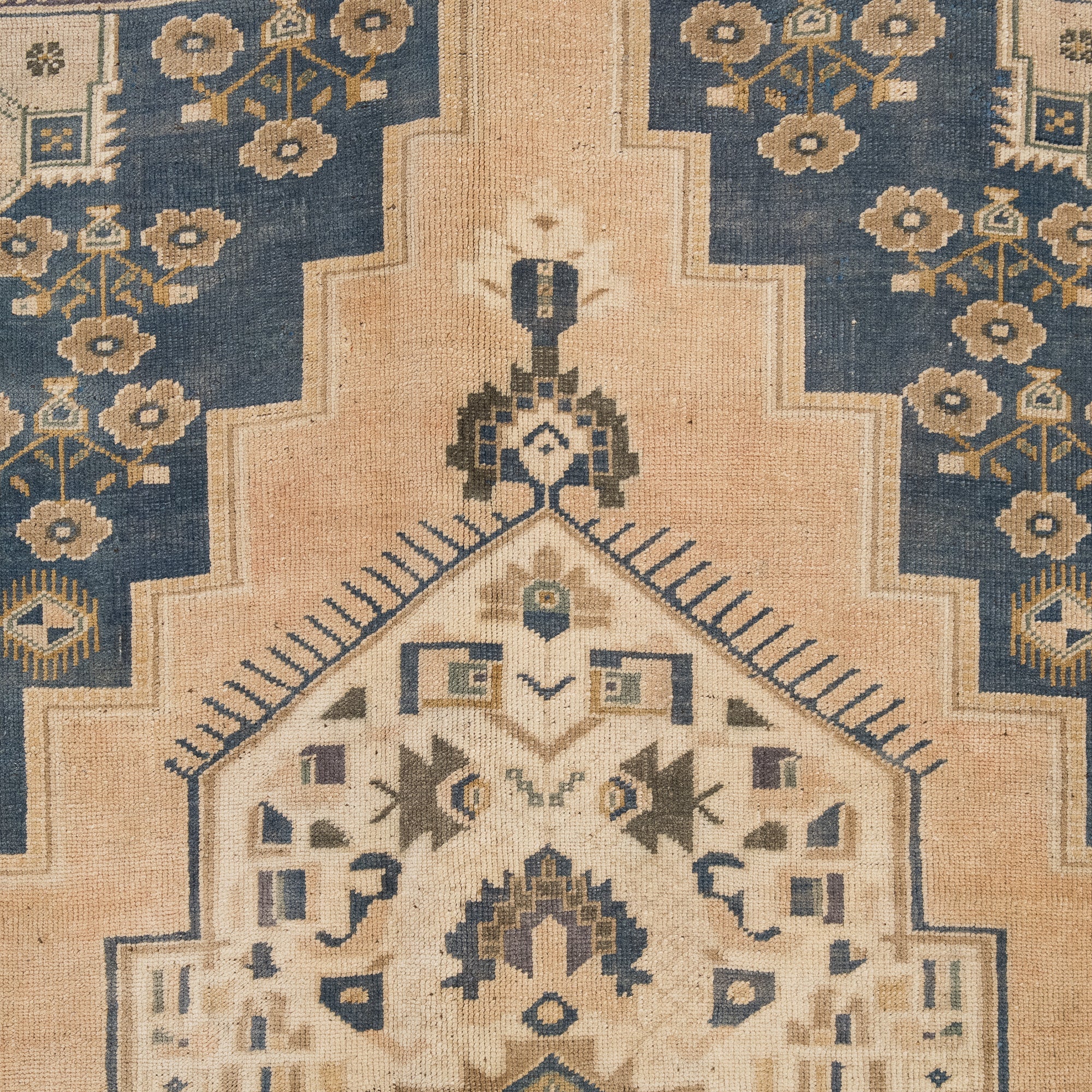 Calivyne - Vintage Turkish Area Rug