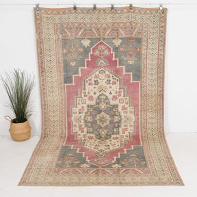 Talivora - Vintage Turkish Area Rug