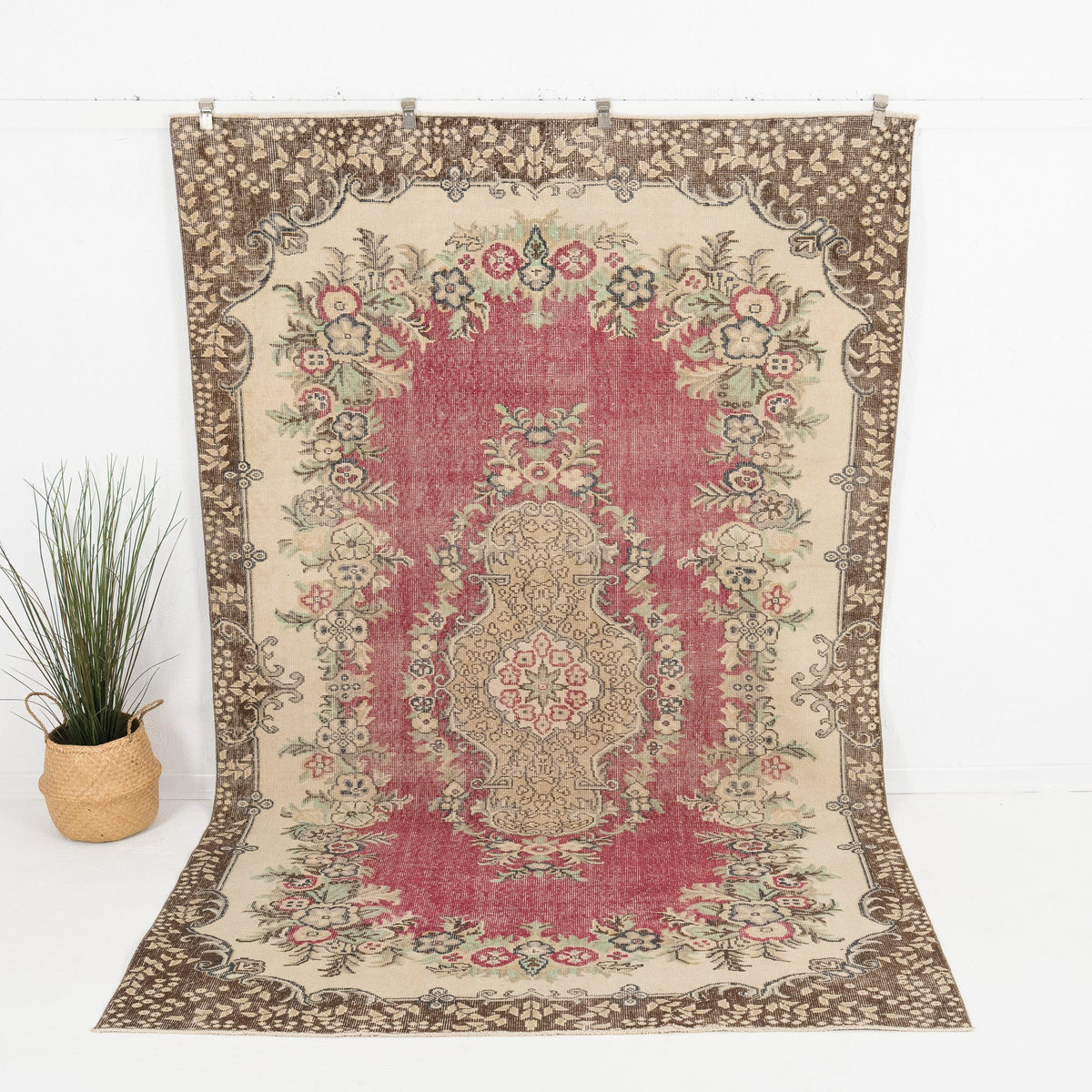 Lysaviera - Vintage Turkish Area Rug
