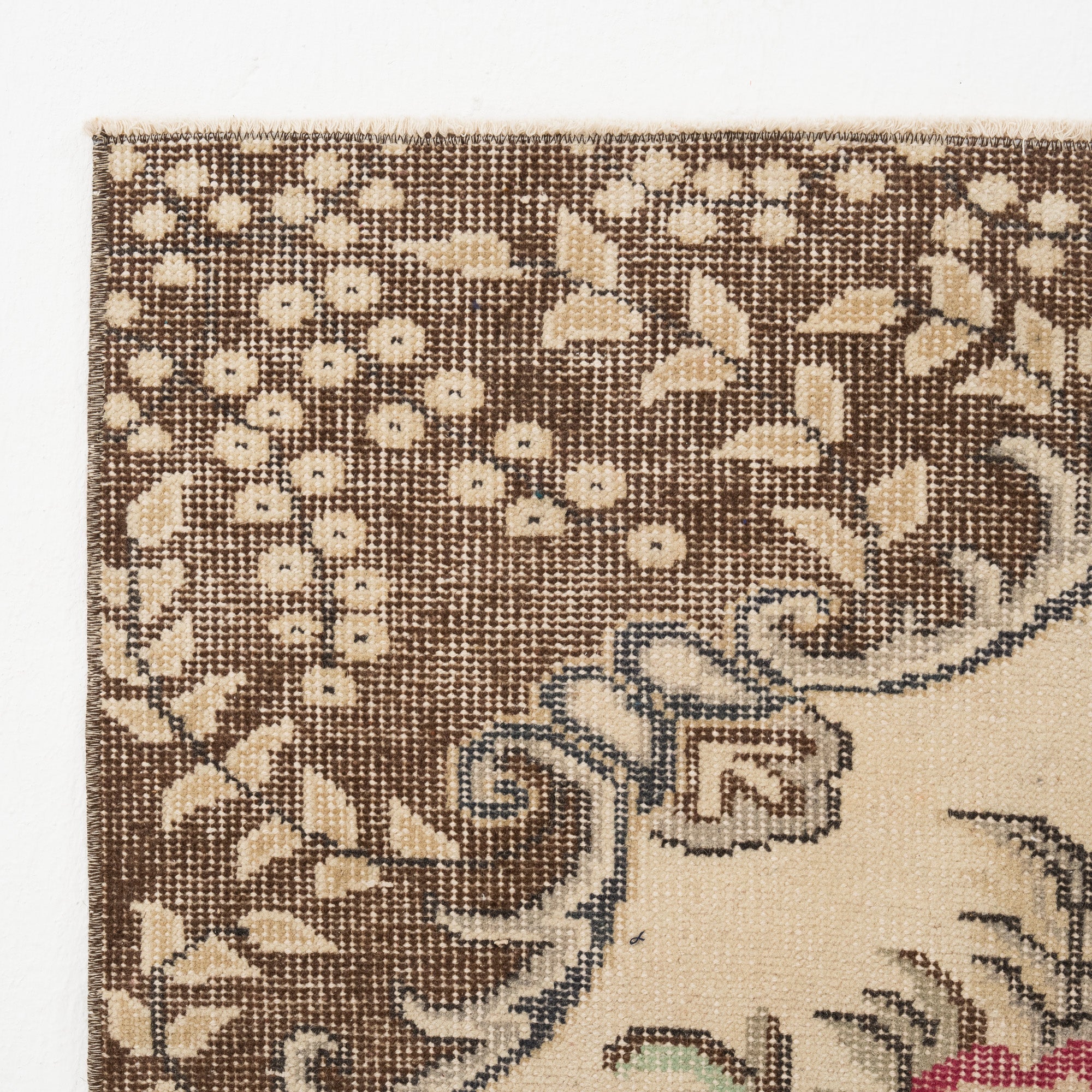 Lysaviera - Vintage Turkish Area Rug