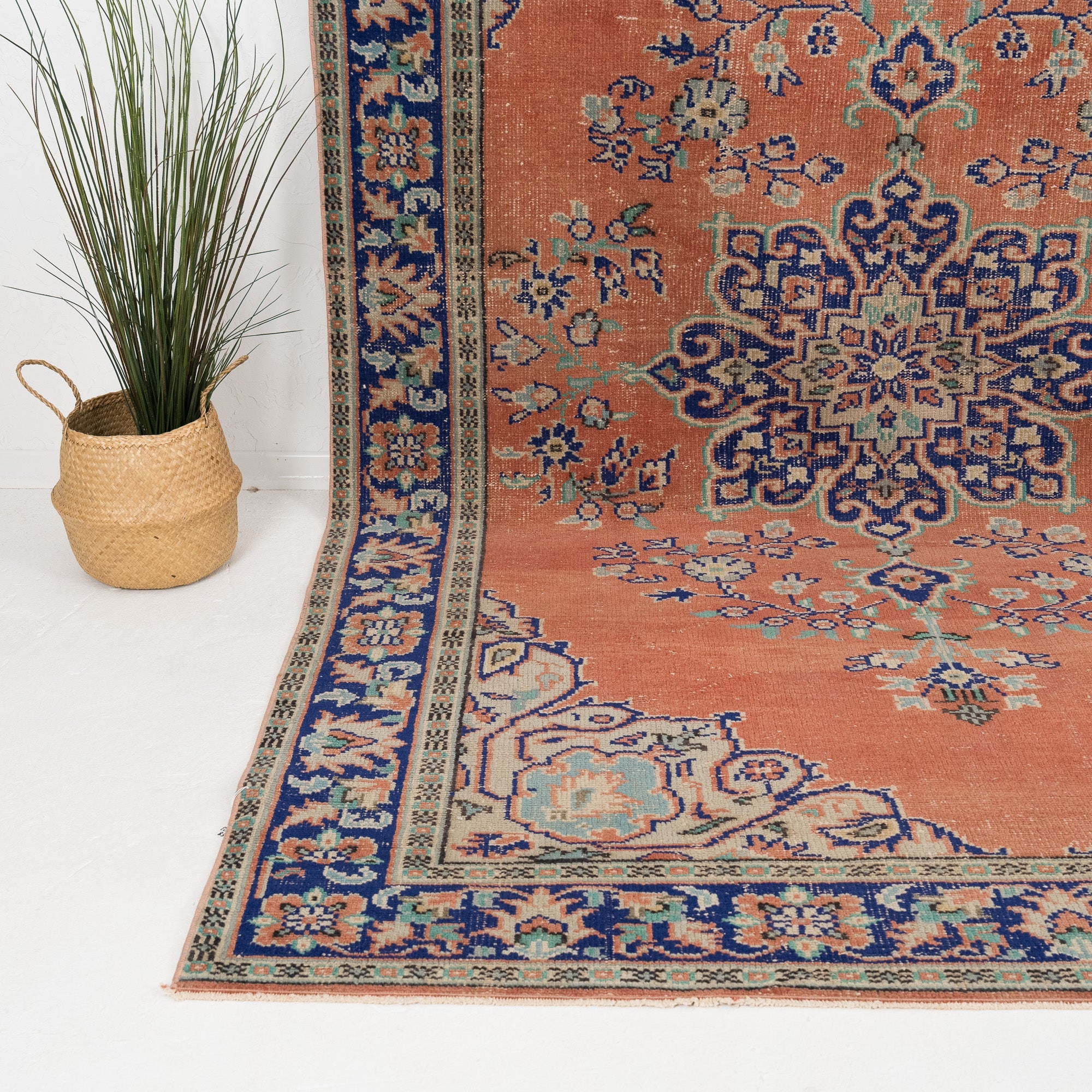 Athelyra - Vintage Turkish Area Rug