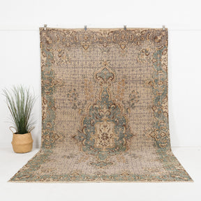 Oralynd - Vintage Turkish Area Rug