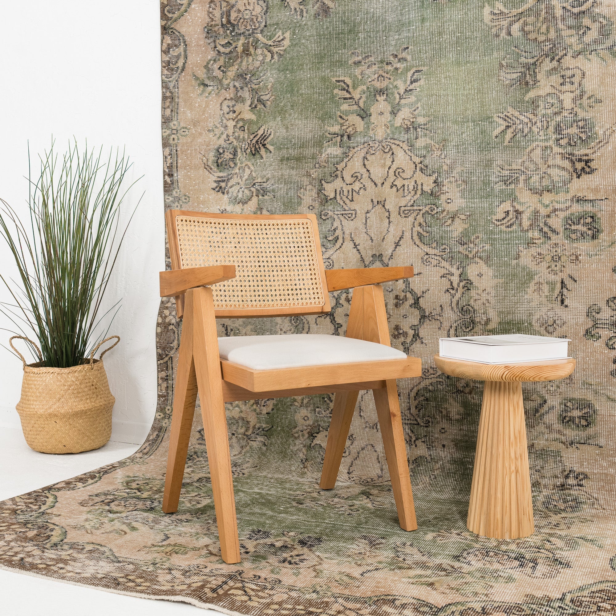 Kelindra - Vintage Turkish Area Rug