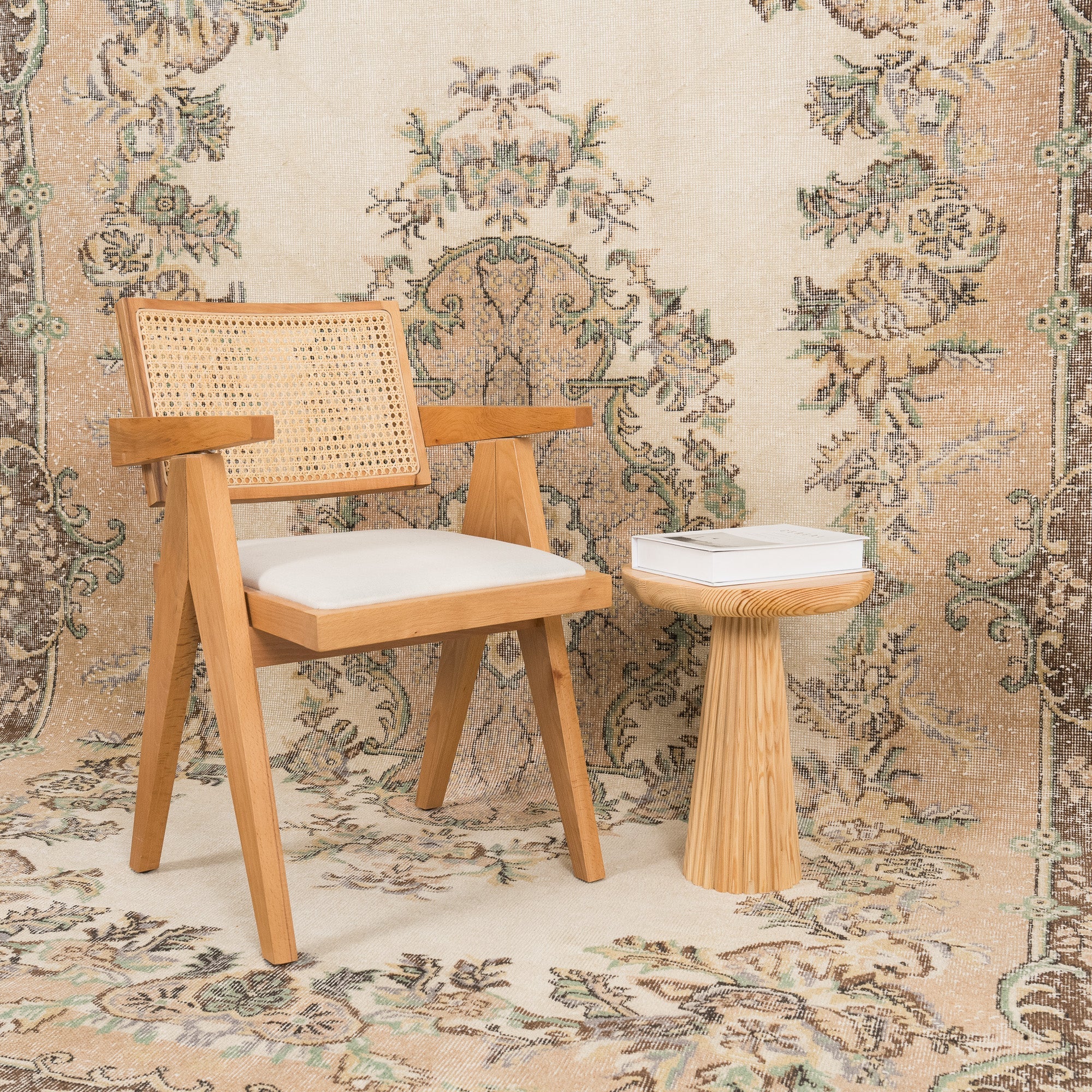 Zareli - Vintage Turkish Area Rug