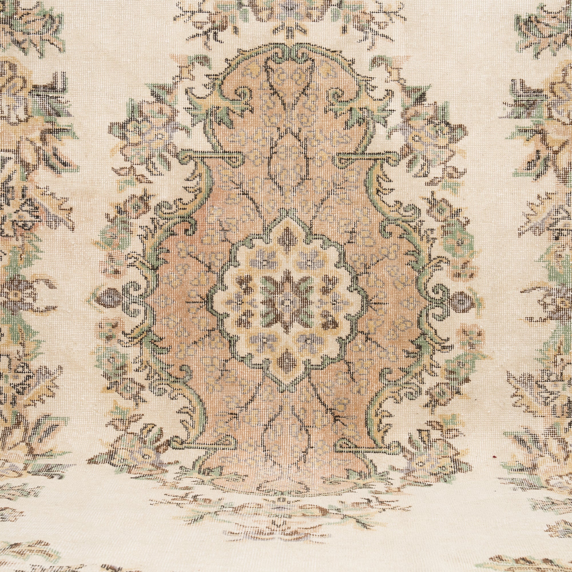 Zareli - Vintage Turkish Area Rug