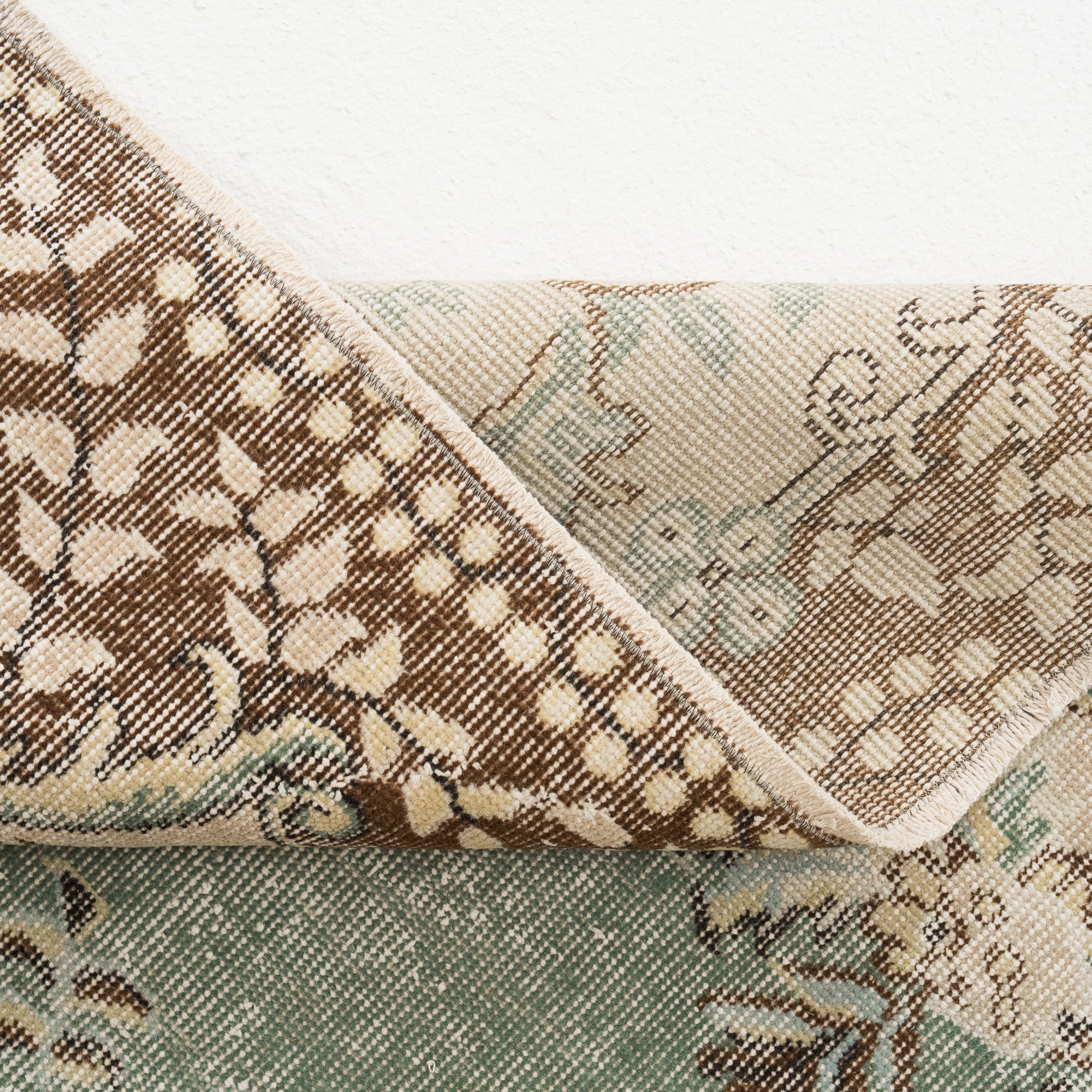 Sorevia - Vintage Turkish Area Rug