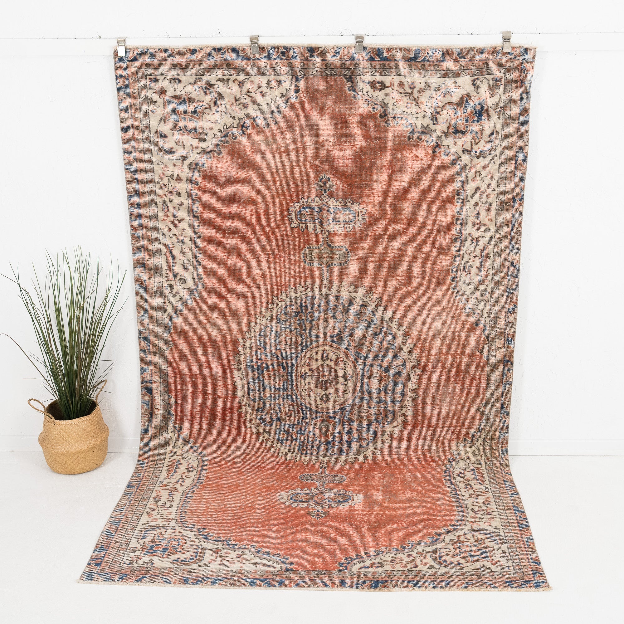 Isaleth - Vintage Turkish Area Rug