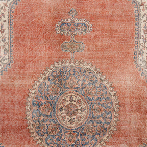 Isaleth - Vintage Turkish Area Rug