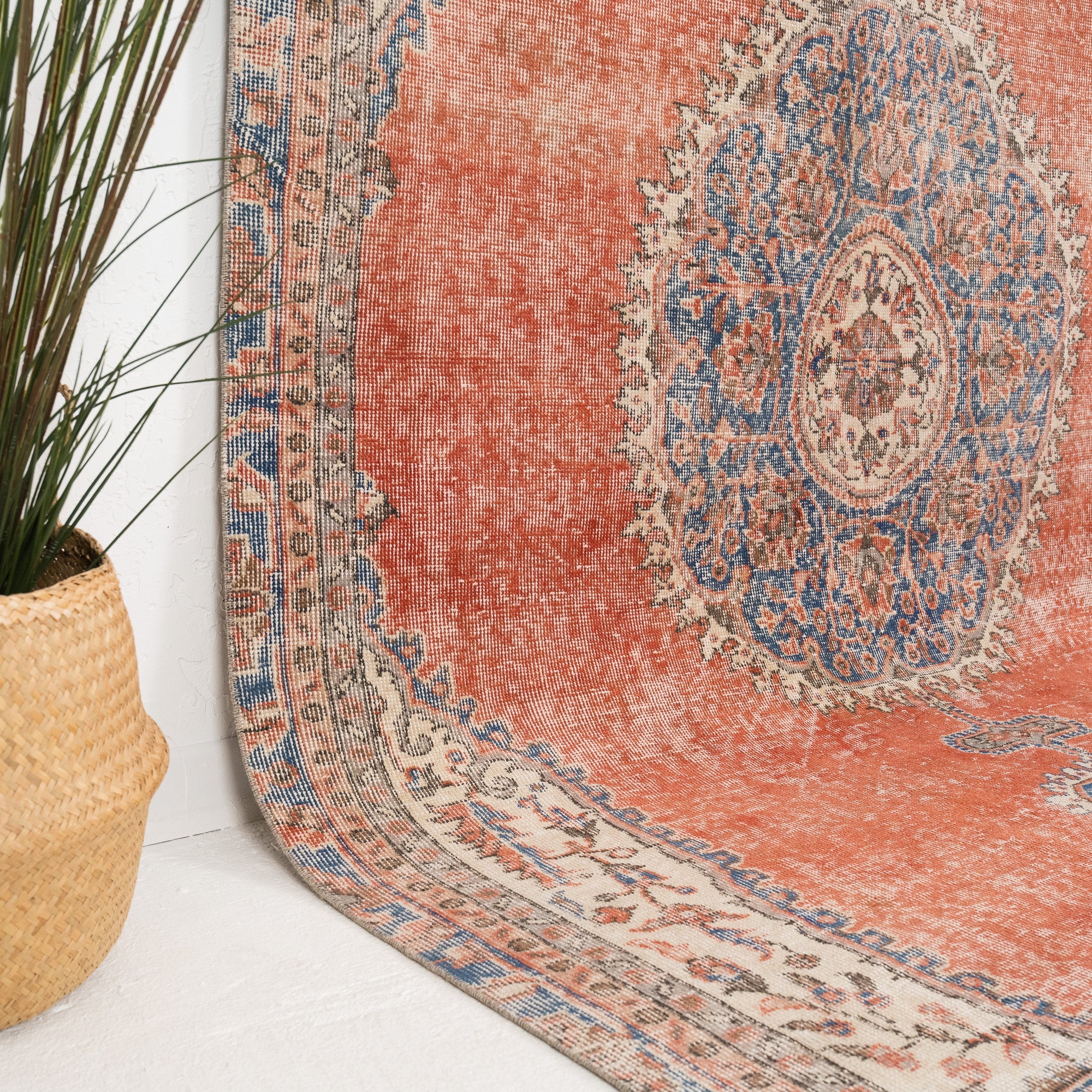 Isaleth - Vintage Turkish Area Rug