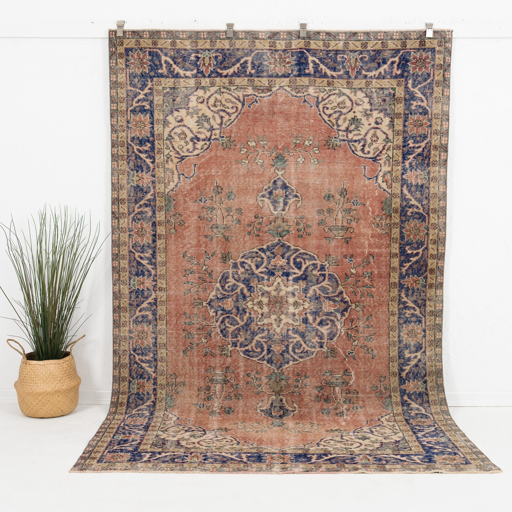 Elsinarae - Vintage Turkish Area Rug