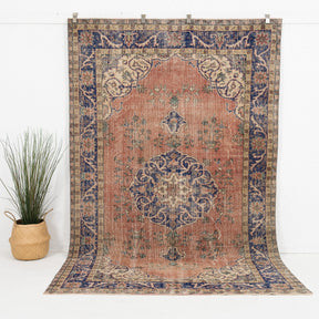 Elsinarae - Vintage Turkish Area Rug