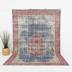 Ferisette - Vintage Turkish Area Rug