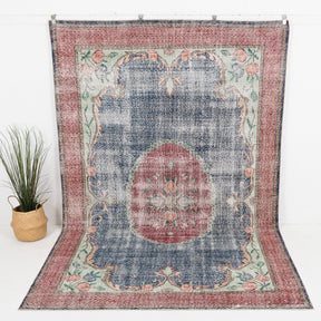 Ferisette - Vintage Turkish Area Rug