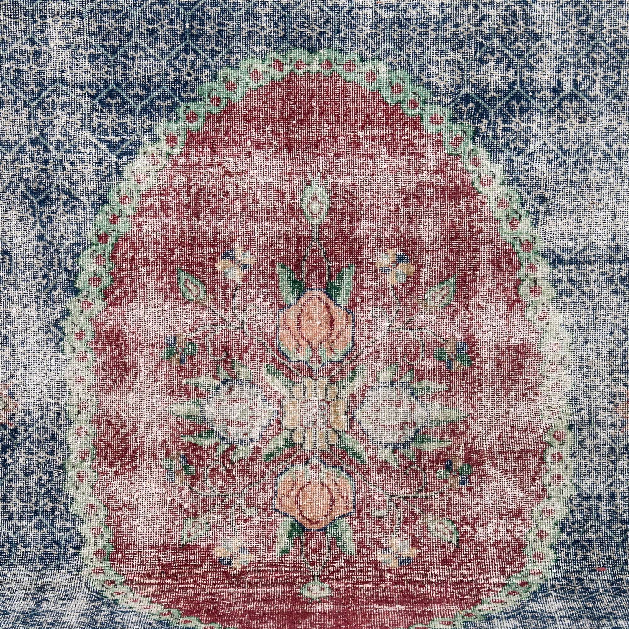 Ferisette - Vintage Turkish Area Rug