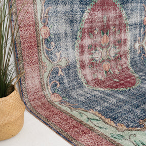 Ferisette - Vintage Turkish Area Rug