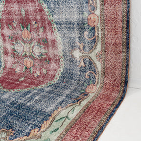 Ferisette - Vintage Turkish Area Rug