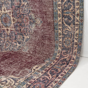 Sylvaria - Vintage Turkish Area Rug