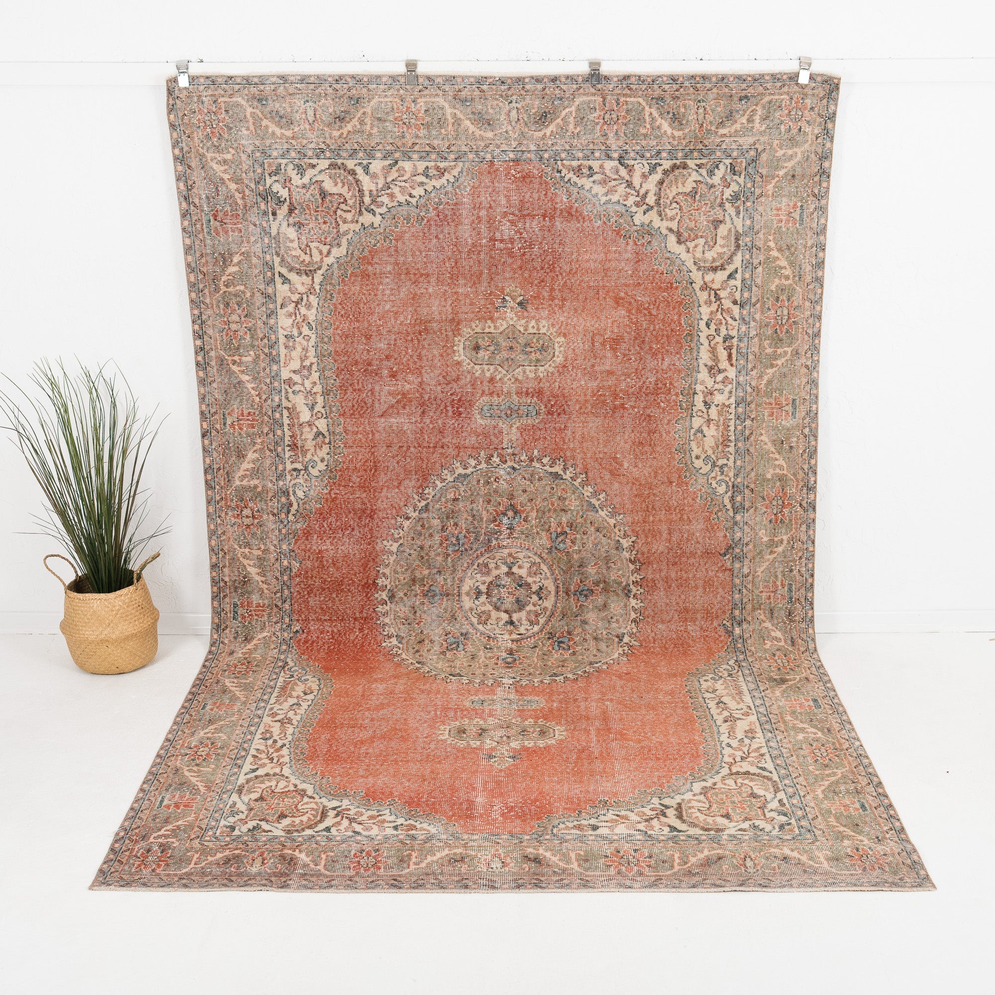 Caedrine - Vintage Turkish Area Rug