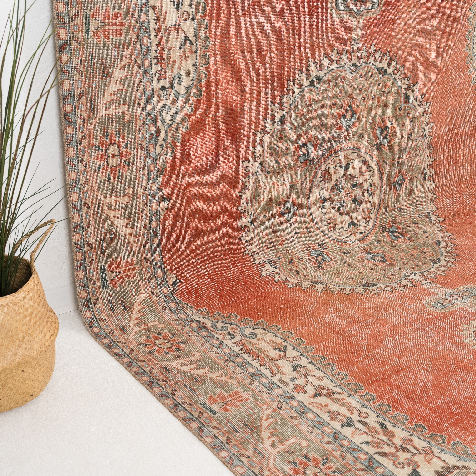 Caedrine - Vintage Turkish Area Rug