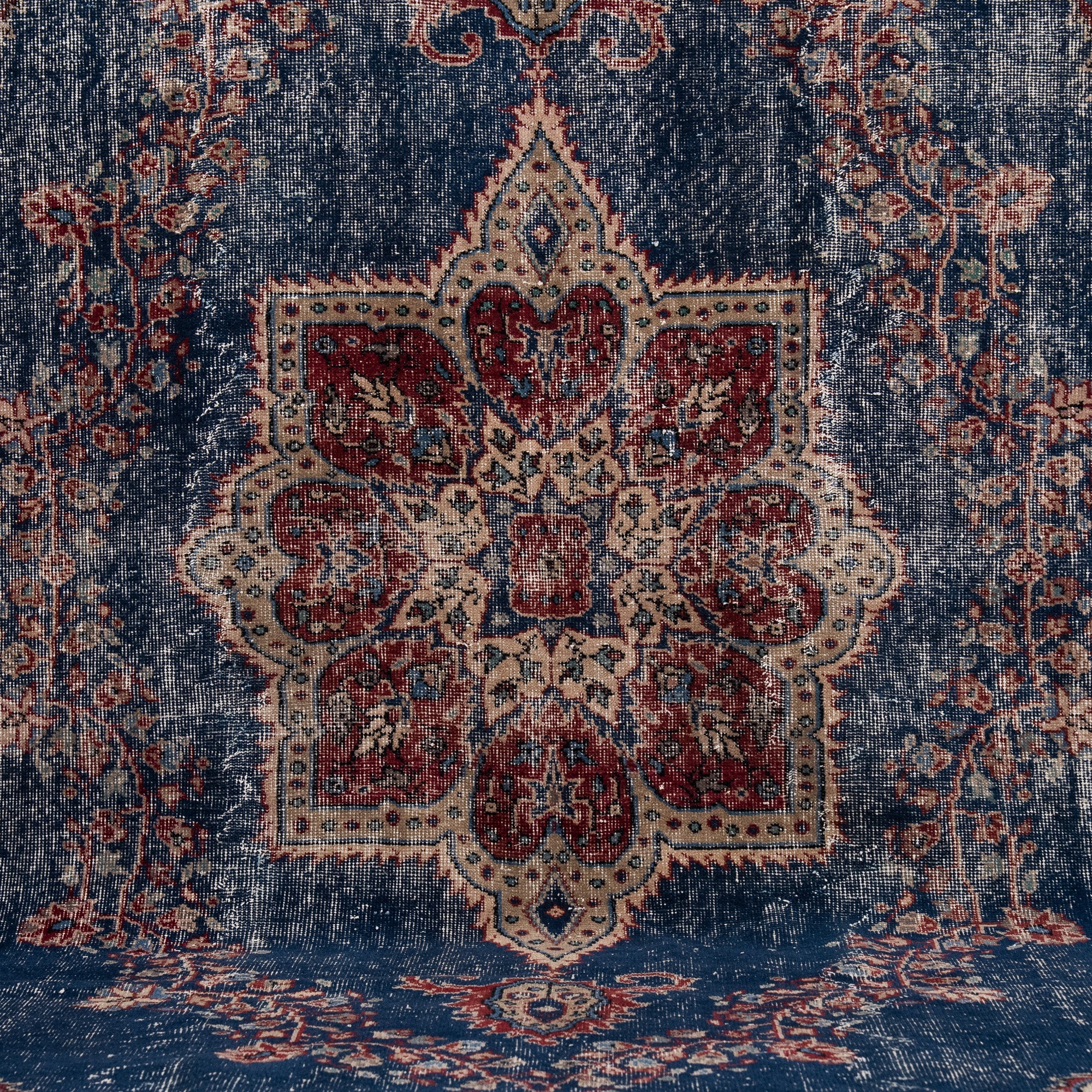 Zaerinella - Vintage Turkish Area Rug