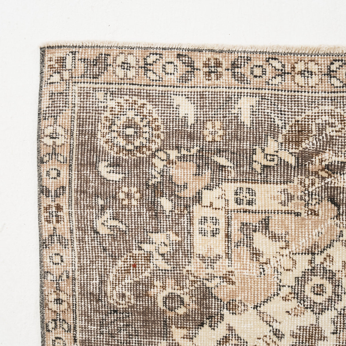 Seliora - Vintage Turkish Area Rug