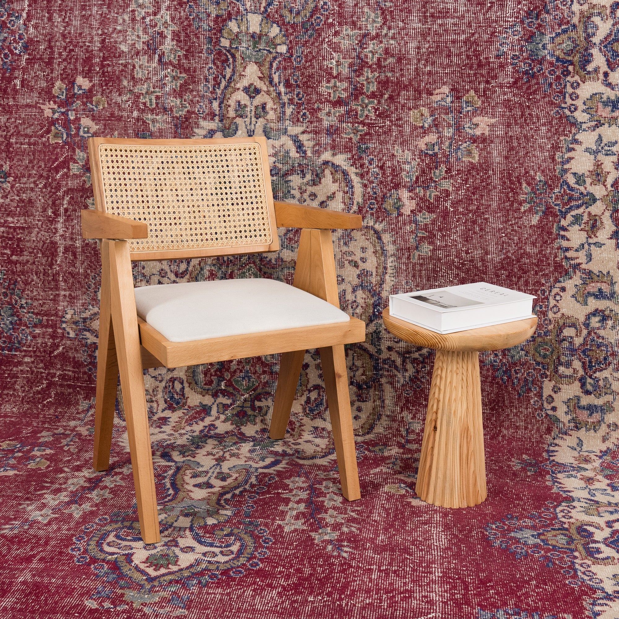 Maeloria - Vintage Turkish Area Rug