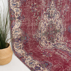 Maeloria - Vintage Turkish Area Rug