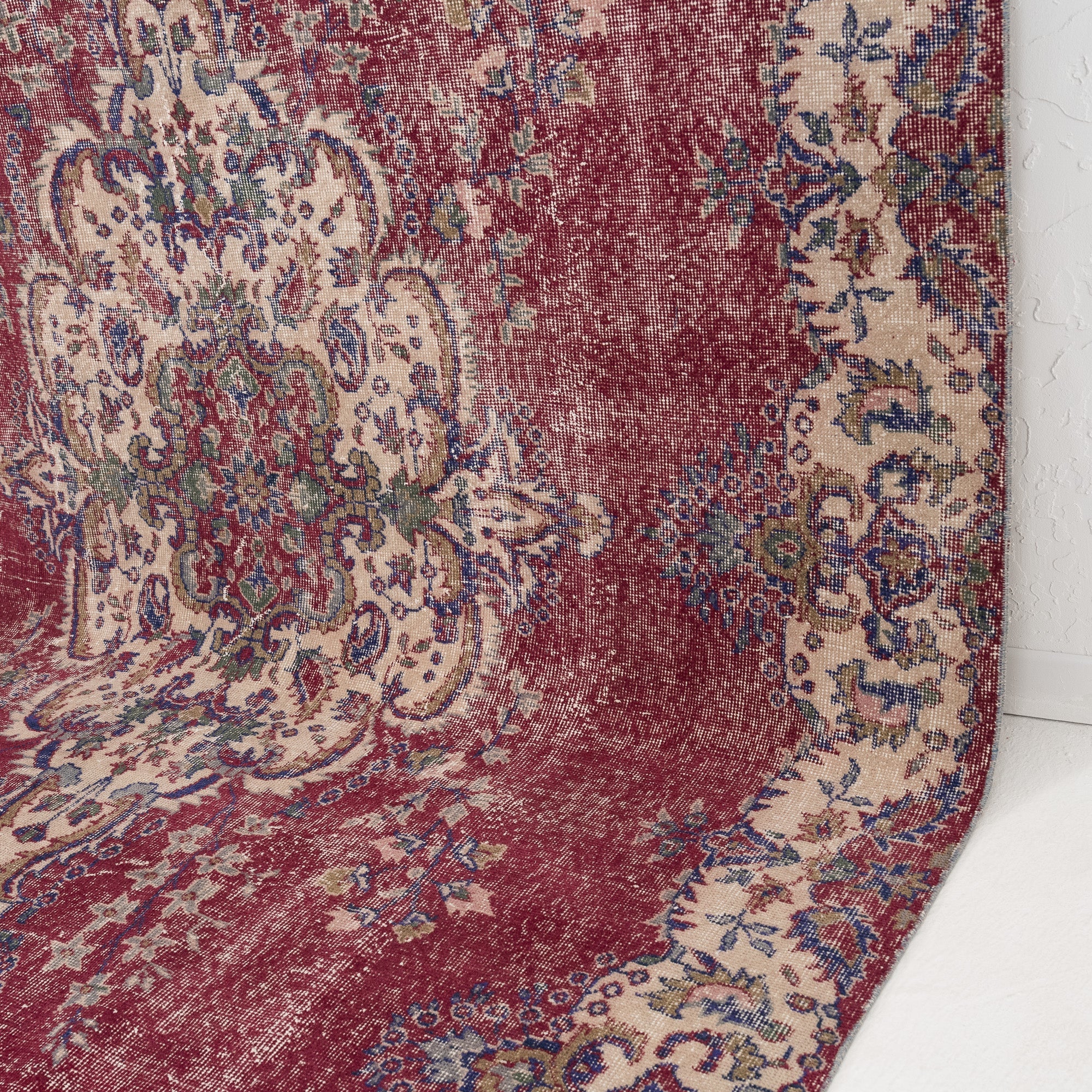 Maeloria - Vintage Turkish Area Rug