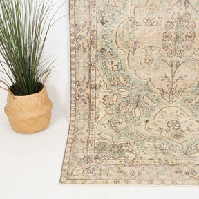 Selvoria - Vintage Turkish Area Rug