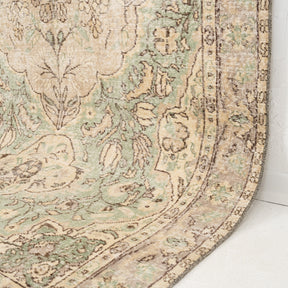 Selvoria - Vintage Turkish Area Rug