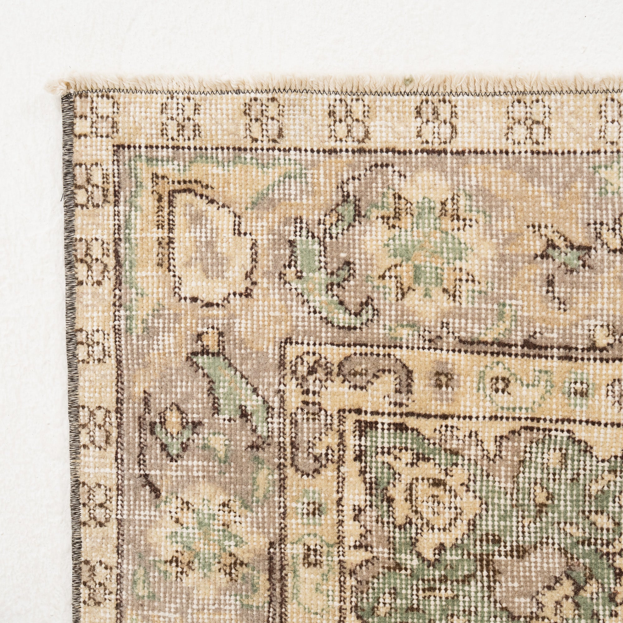 Selvoria - Vintage Turkish Area Rug