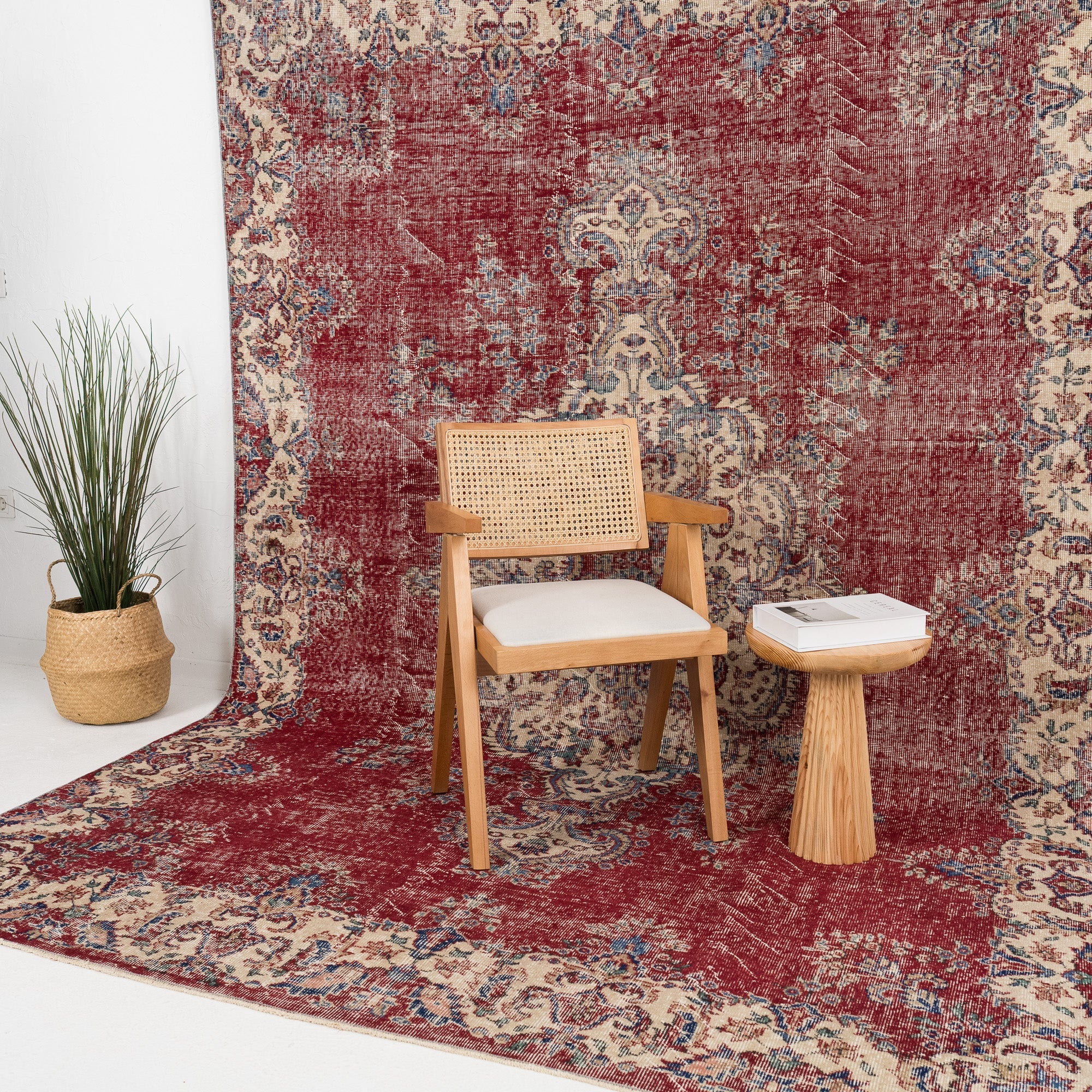 Ryselith - Vintage Turkish Area Rug