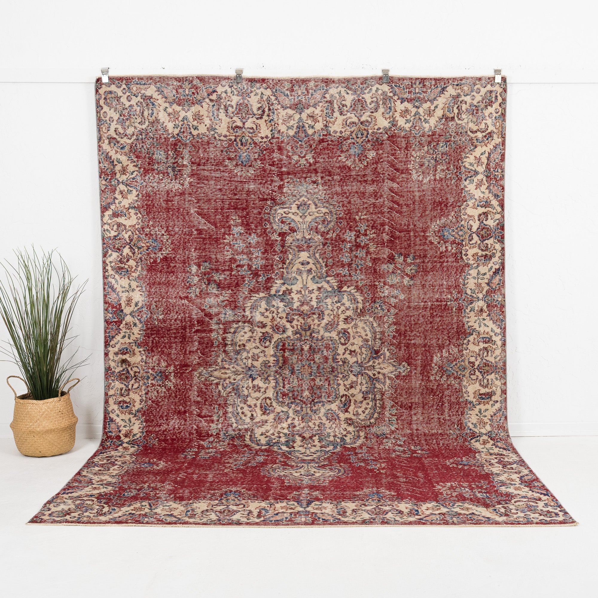 Ryselith - Vintage Turkish Area Rug