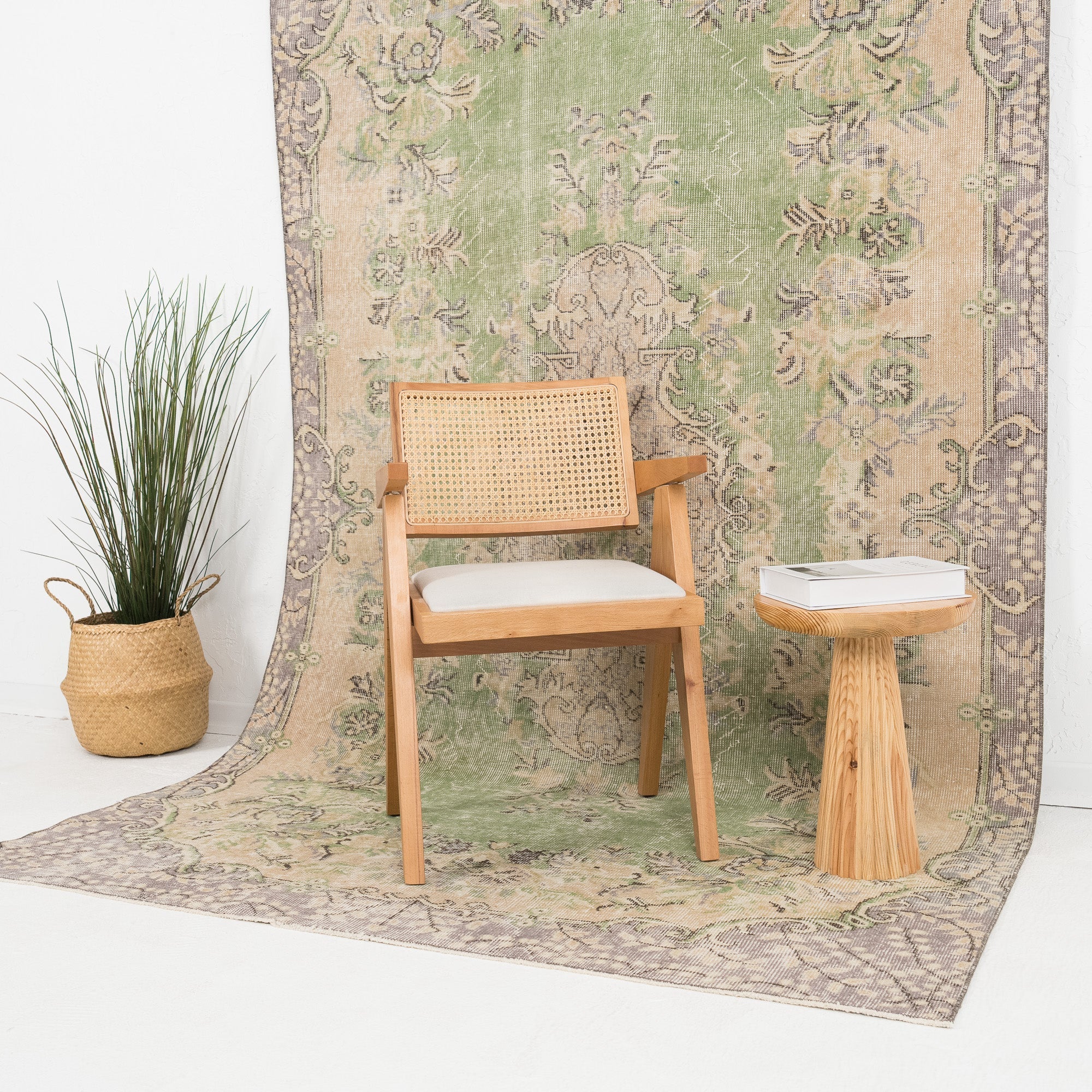 Avryelle - Vintage Turkish Area Rug