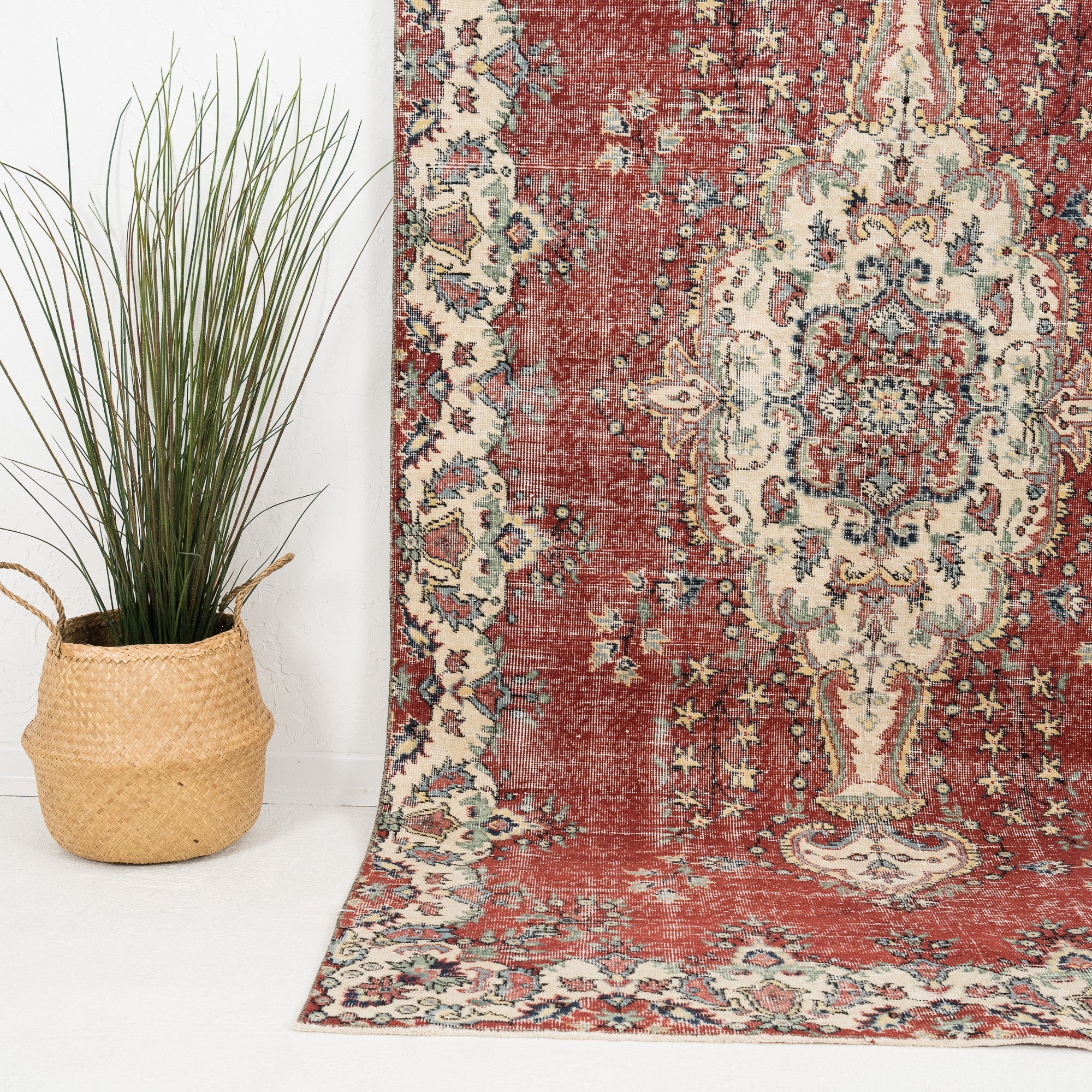 Arlithia - Vintage Turkish Area Rug