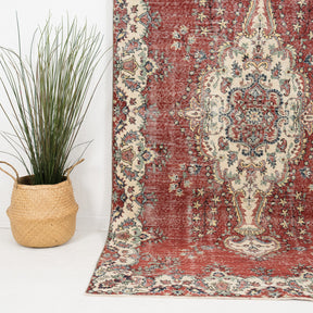 Arlithia - Vintage Turkish Area Rug