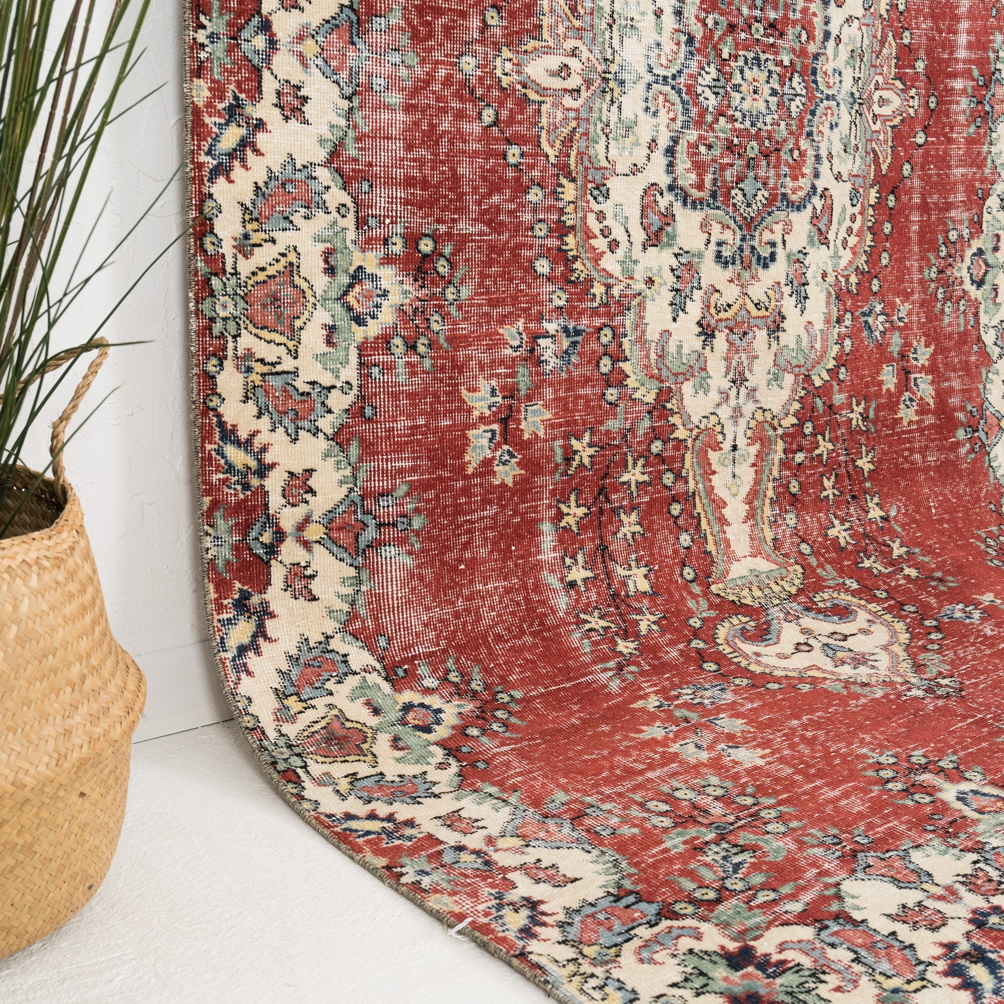 Arlithia - Vintage Turkish Area Rug