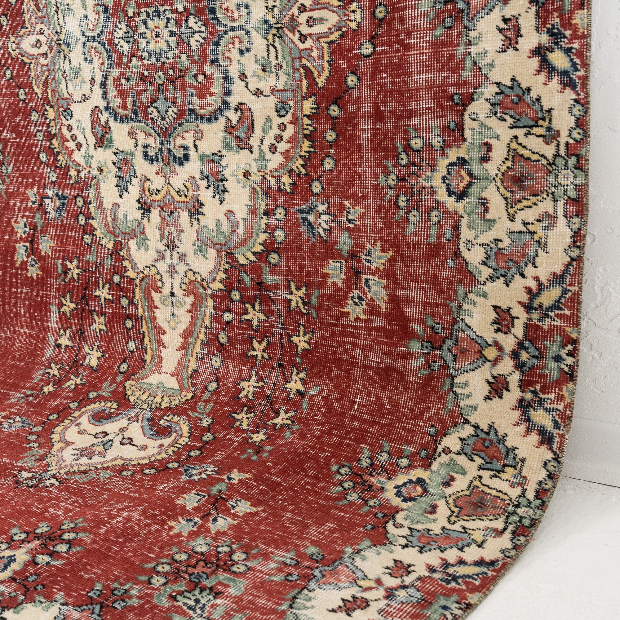 Arlithia - Vintage Turkish Area Rug