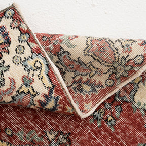 Arlithia - Vintage Turkish Area Rug