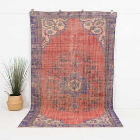Fioralyn - Vintage Turkish Area Rug