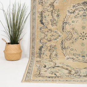 Elsinaya - Vintage Turkish Area Rug