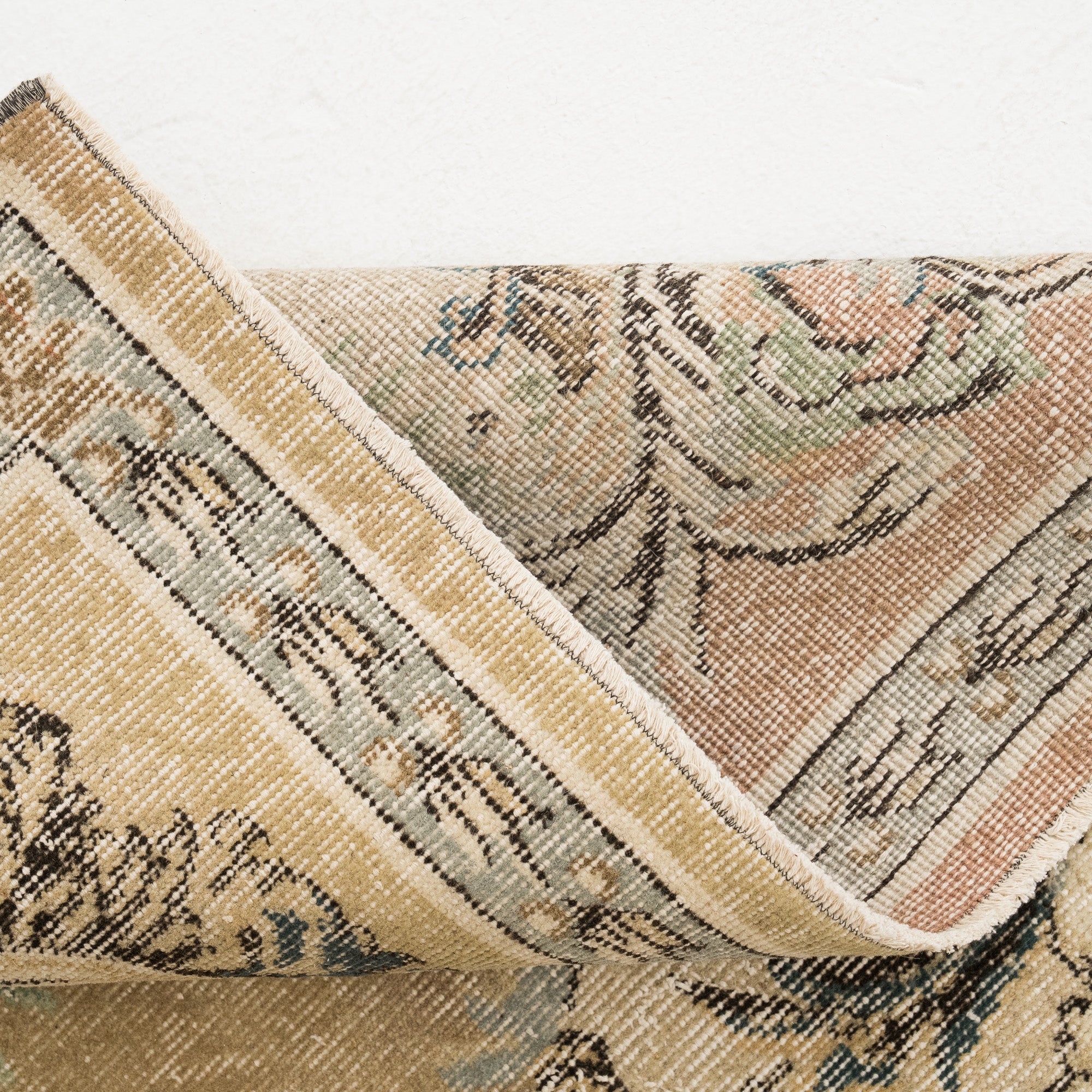 Elsinaya - Vintage Turkish Area Rug