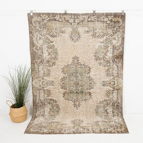 Sorenya - Vintage Turkish Area Rug