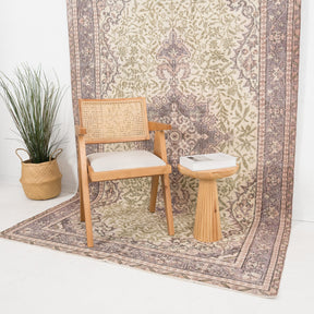 Lyravelle - Vintage Turkish Area Rug
