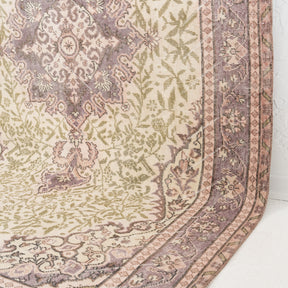 Lyravelle - Vintage Turkish Area Rug