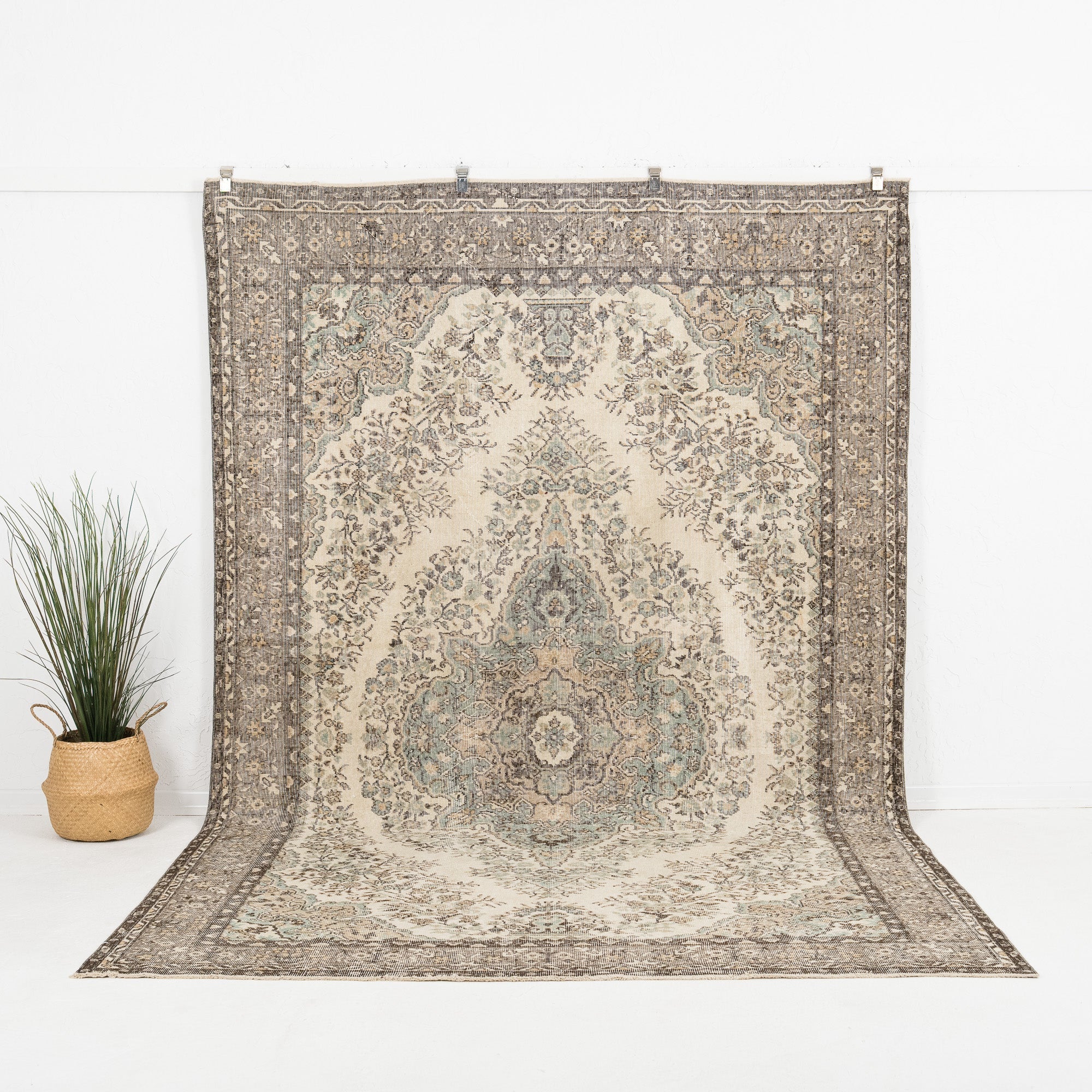 Elyndra - Vintage Turkish Area Rug