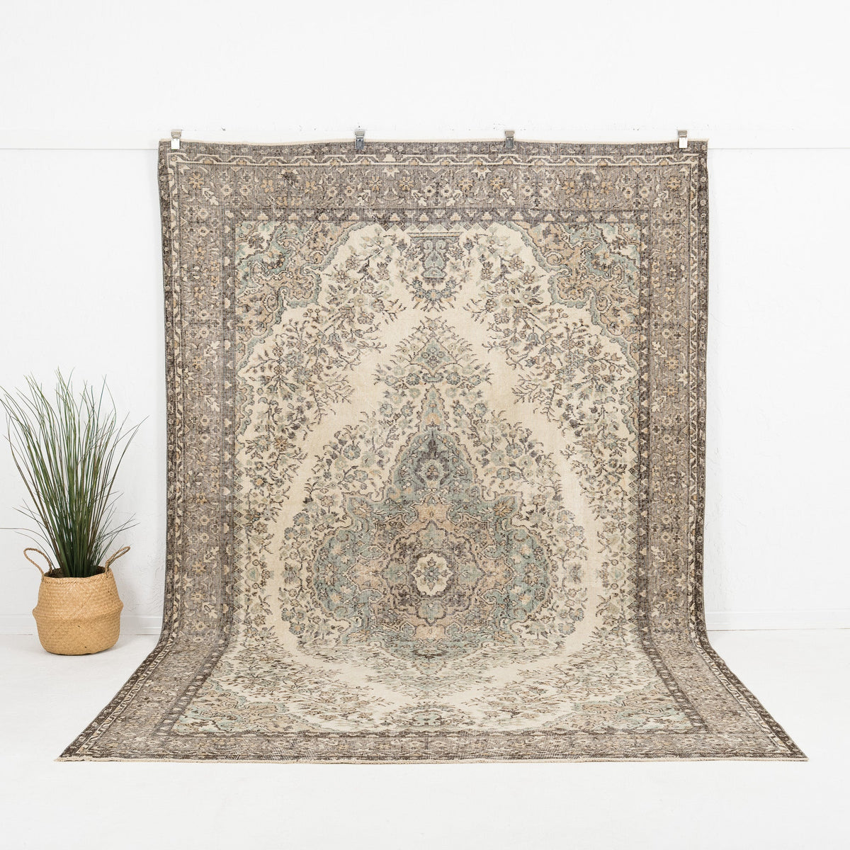Elyndra - Vintage Turkish Area Rug