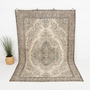 Elyndra - Vintage Turkish Area Rug