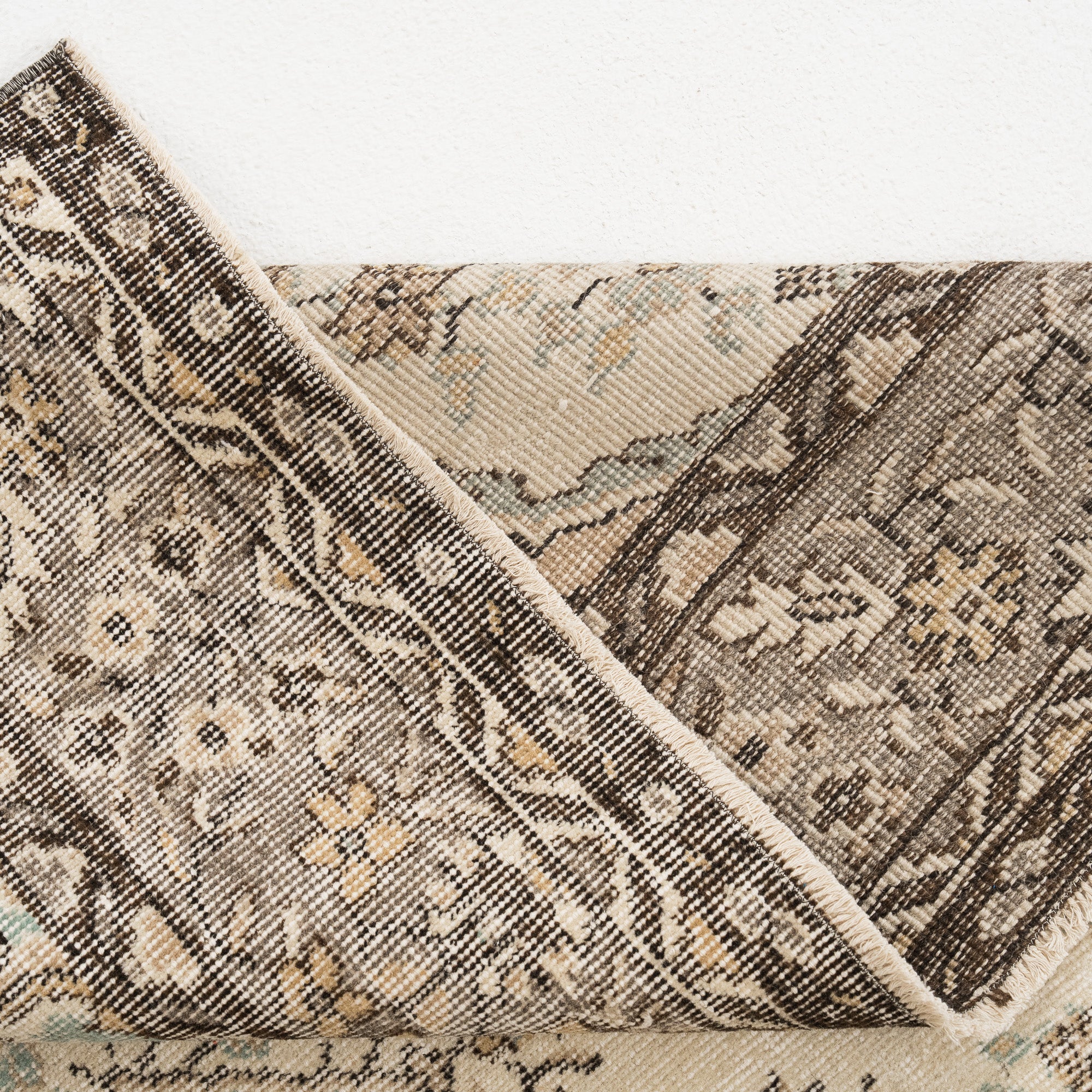 Elyndra - Vintage Turkish Area Rug