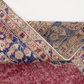 Karivelle - Vintage Turkish Area Rug